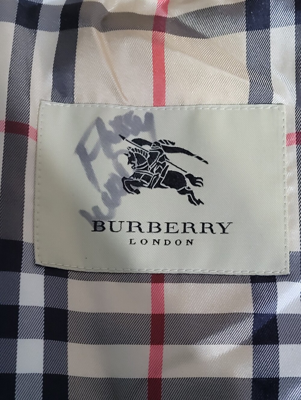 Burberry Vest Women's Size 16 White w Ribbed Knit Collar - Picture 10 of 10